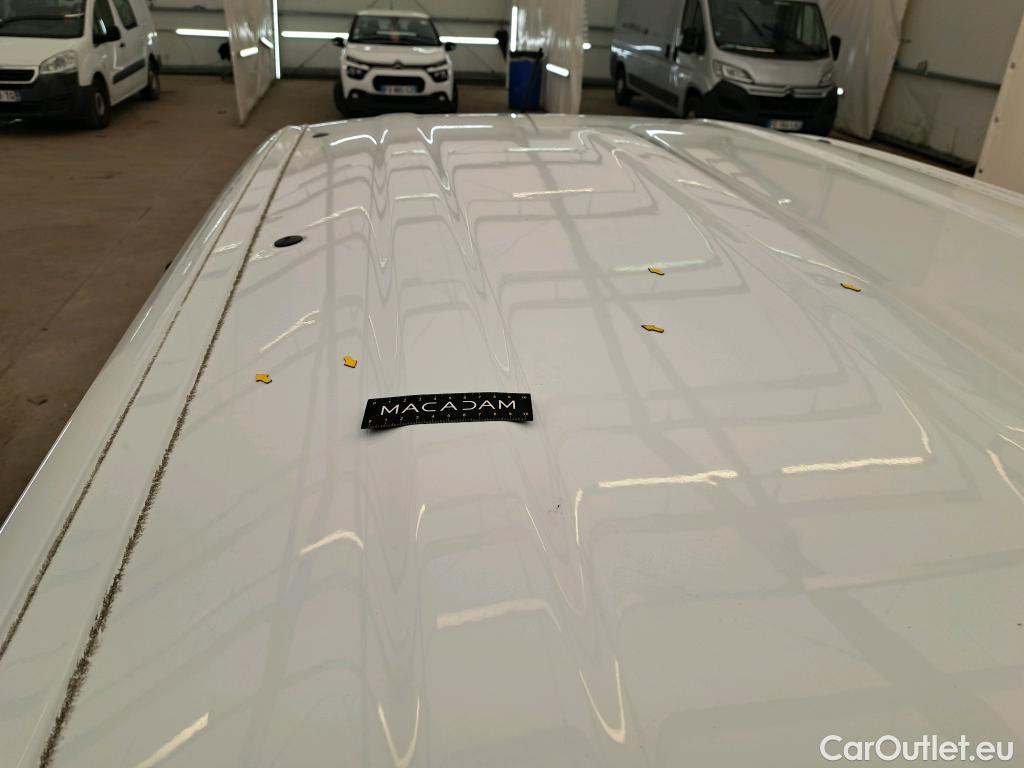  Renault  Kangoo RENAULT  / 2021 / 4P / Fourgonnette GD CONFORT - TCE 100 #10