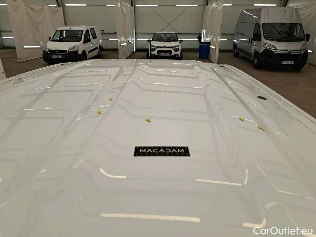  Renault  Kangoo RENAULT  / 2021 / 4P / Fourgonnette GD CONFORT - TCE 100 #11