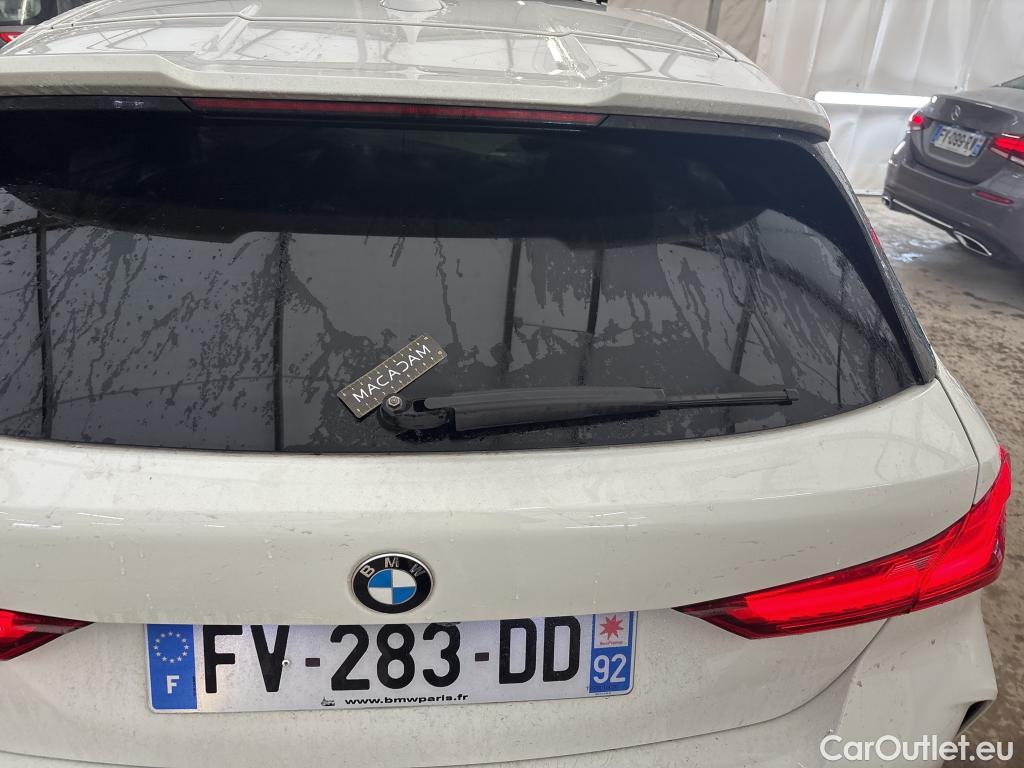  Bmw  Serie 1 BMW Série 1 / 2019 / 5P / Berline 2.0 120D AUTO xDrive M Sport #32
