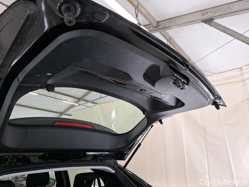  Peugeot  2008  Active Pack 1.2 PureTech 130CV BVA8 E6d #4