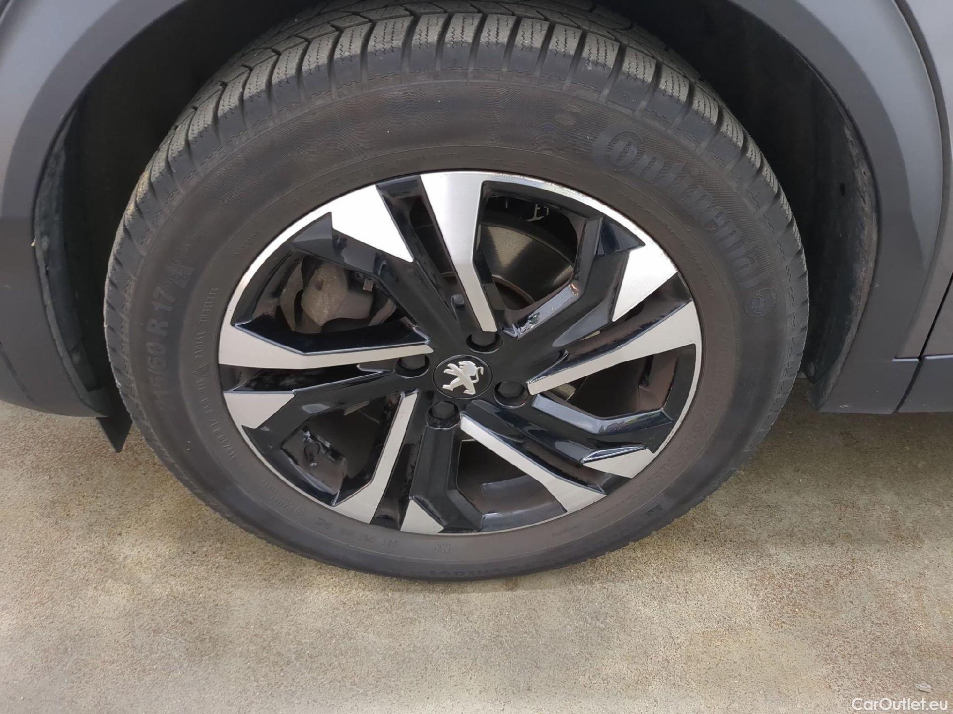  Peugeot  2008  Allure Business 1.5 HDi 130CV BVA8 E6d #3