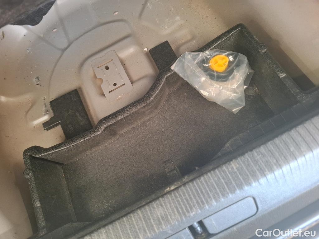  Peugeot  2008  GT 1.5 HDi 130CV BVA8 E6d #10