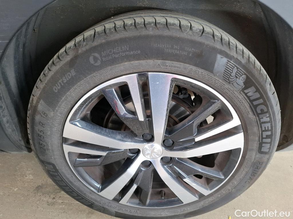  Peugeot  5008  Allure Business 1.2 PureTech 130CV BVA8 7 Sieges E6dT #34