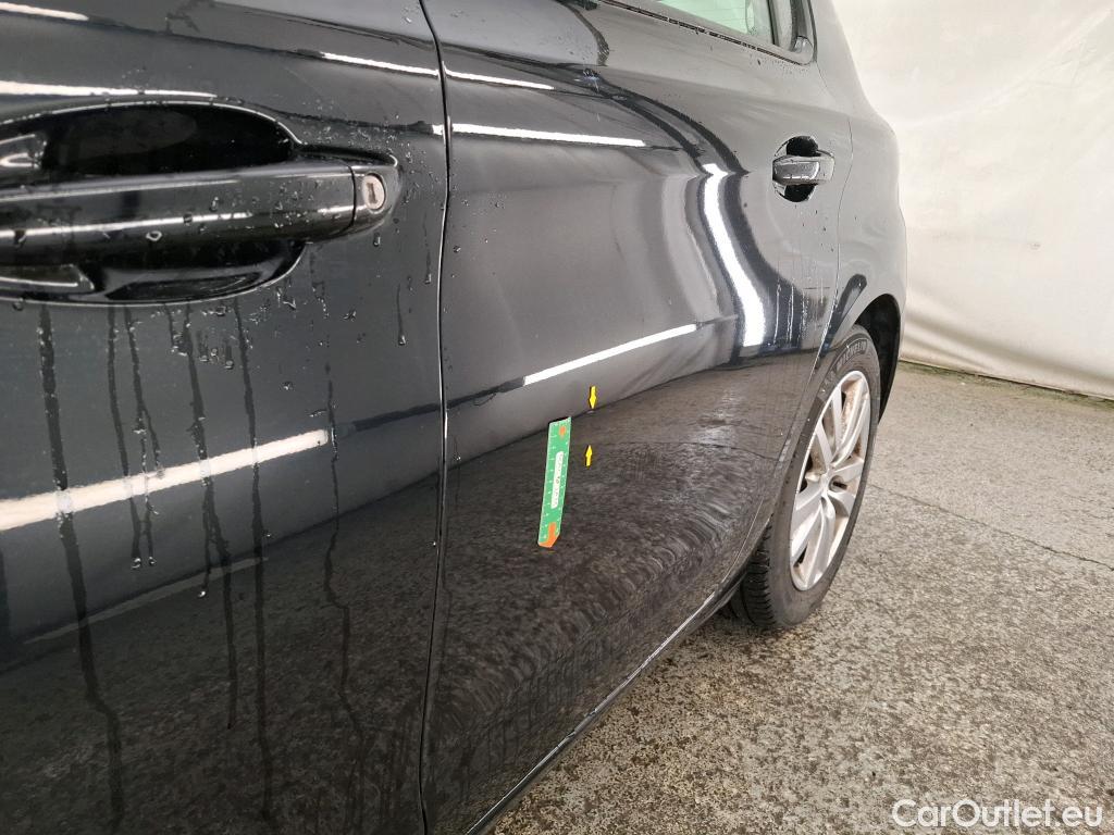  Peugeot  308 PEUGEOT  / 2017 / 5P / Berline BlueHDi 130 EAT6 S&S ACTIVE BUSINESS #8
