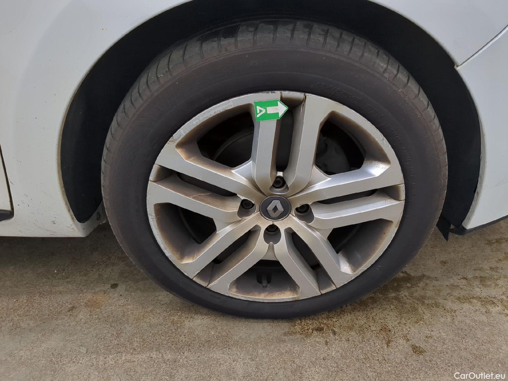  Renault  Clio  IV Business 1.5 dCi 90CV BVM5 E6 #8