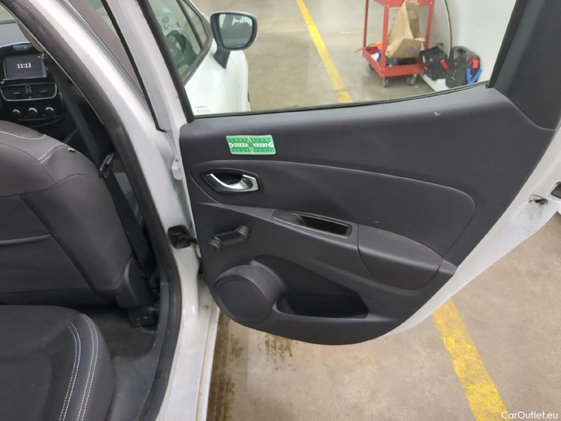  Renault  Clio  IV Business 1.5 dCi 90CV BVM5 E6 #17