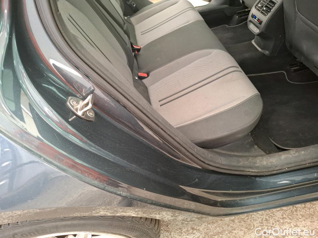  Seat  Leon SEAT  Sportstourer / 2020 / 5P / Break 1.0 eTSI 110 DSG S&S Style Business #26