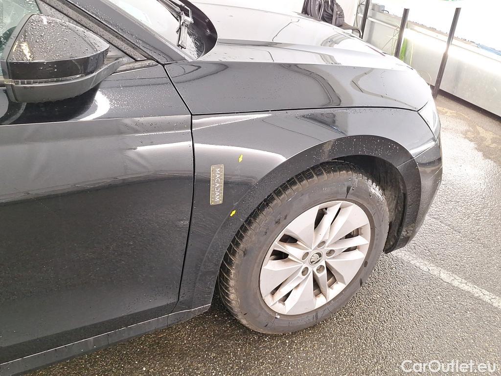  Skoda  Octavia  Berline Business 2.0 TDI 150CV BVA7 E6d #31