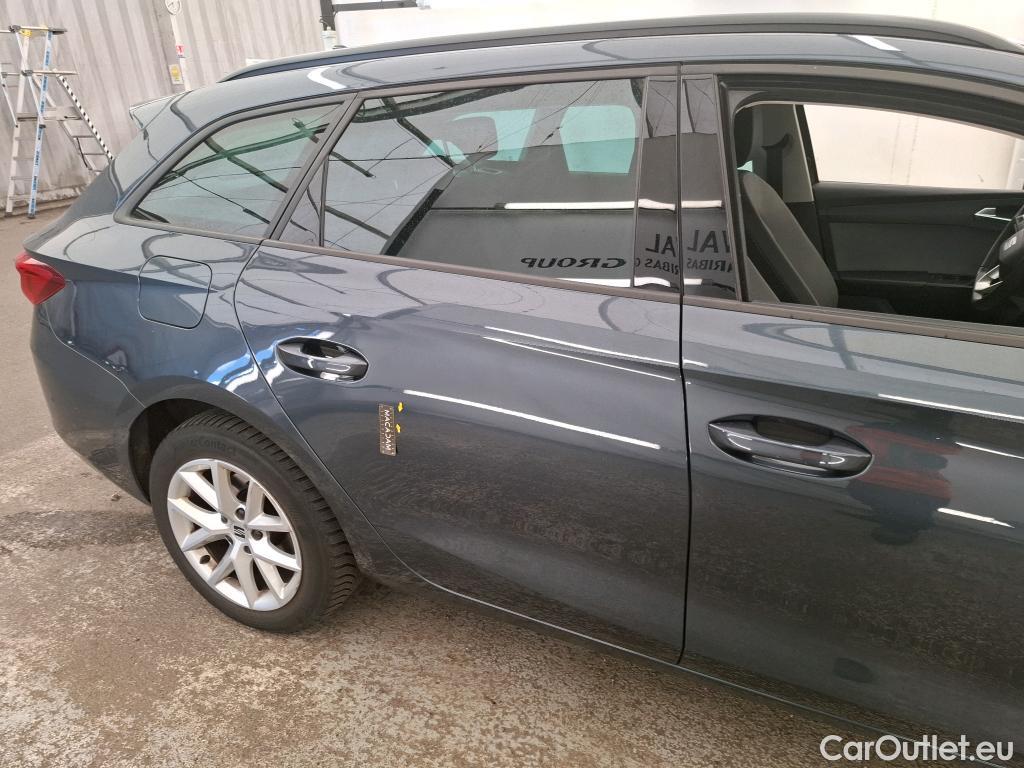  Seat  Leon SEAT  Sportstourer / 2020 / 5P / Break 1.0 eTSI 110 DSG S&S Style Business #41