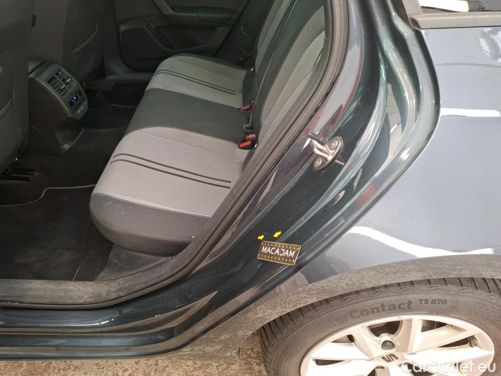  Seat  Leon SEAT  Sportstourer / 2020 / 5P / Break 1.0 eTSI 110 DSG S&S Style Business #43