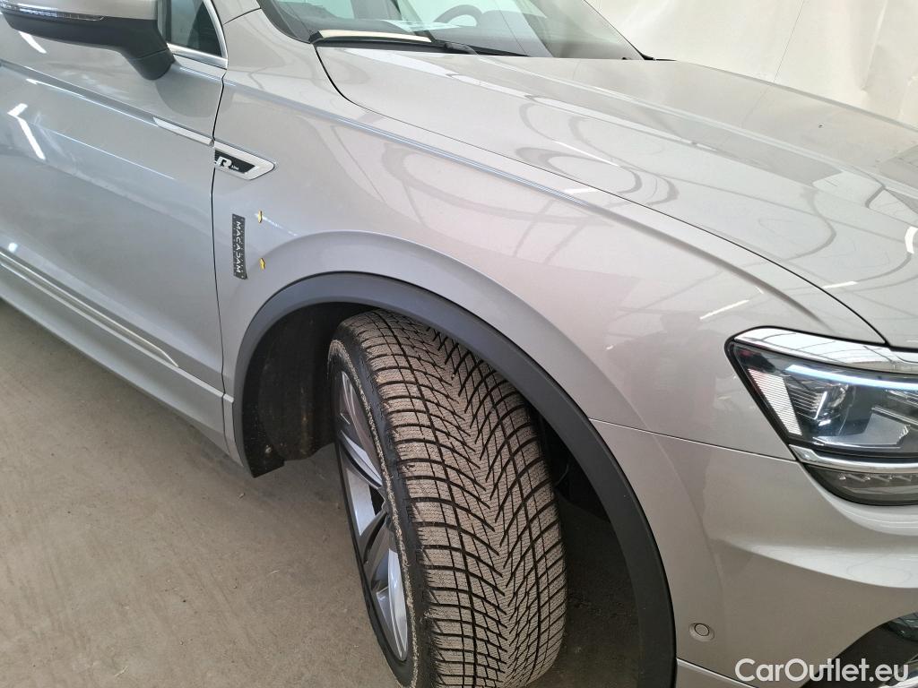  Volkswagen  Tiguan VOLKSWAGEN  / 2016 / 5P / SUV 2.0 TDI 150 DSG7 Carat #1
