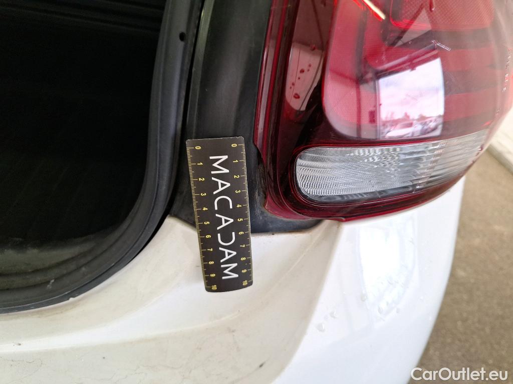  Citroen  C3  Société Feel Business R 1.5 BlueHDI 100CV BVM6 E6d #2