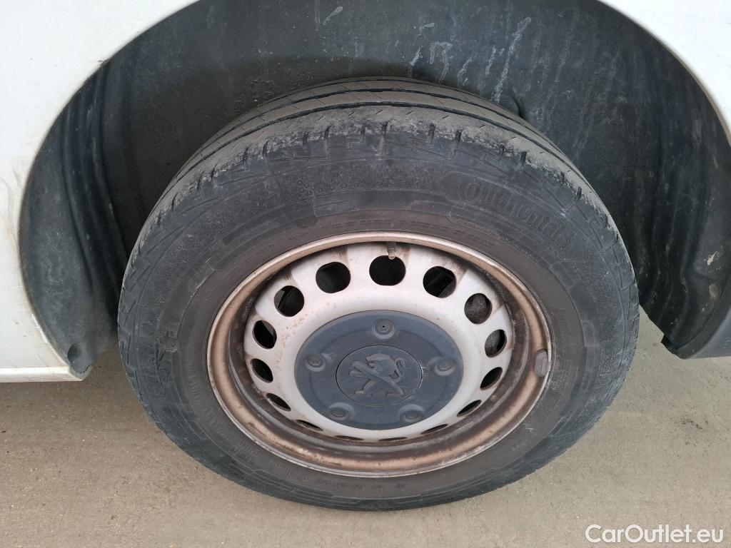 Peugeot  Expert  Fourgon Premium L3 2.0 HDi 120CV BVM6 E6 #86