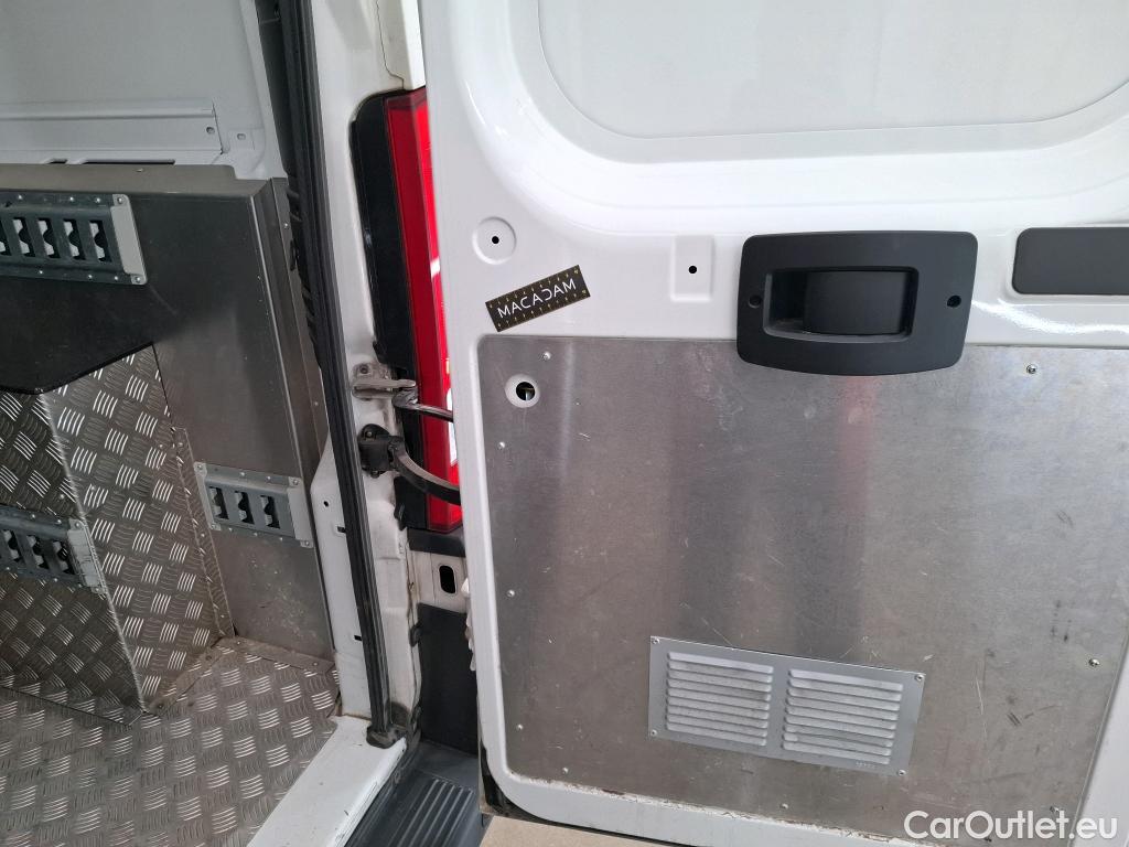  Citroen  Jumper CITROEN  / 2014 / 4P / Fourgon tôlé 33 L3H2 BlueHDi 120 S&S BVM6 Club #27