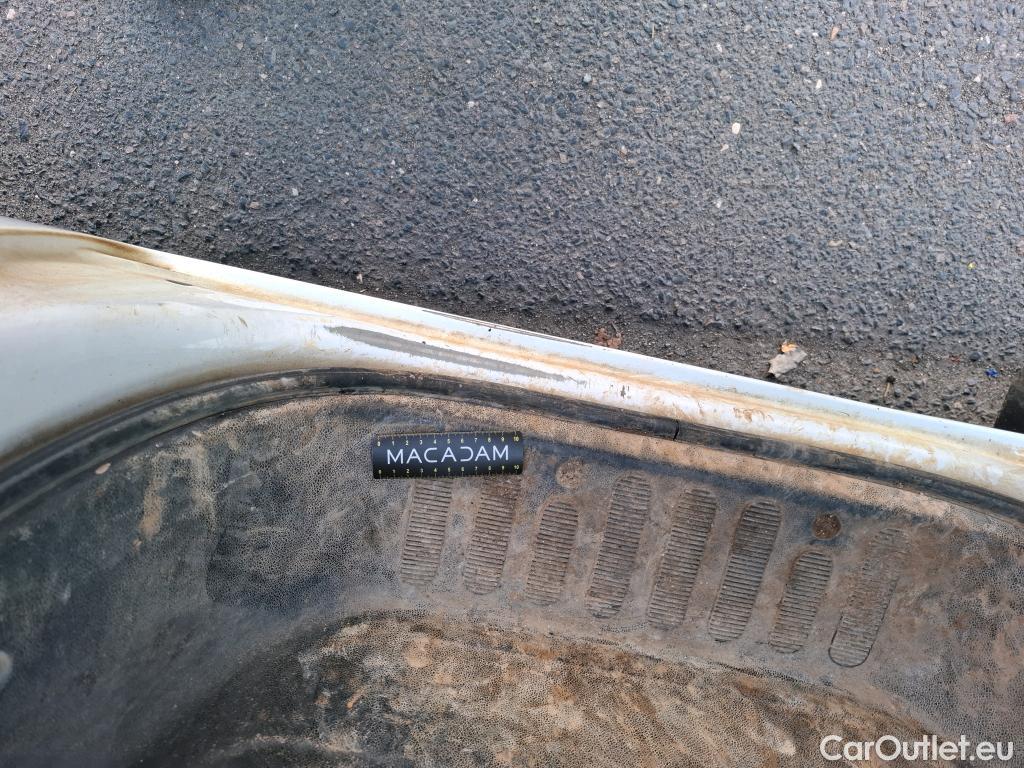  Renault  Master  III Fourgon L2H2 3 5 Grand Confort dCi 130CV BVM6 7 Sieges E6 #3
