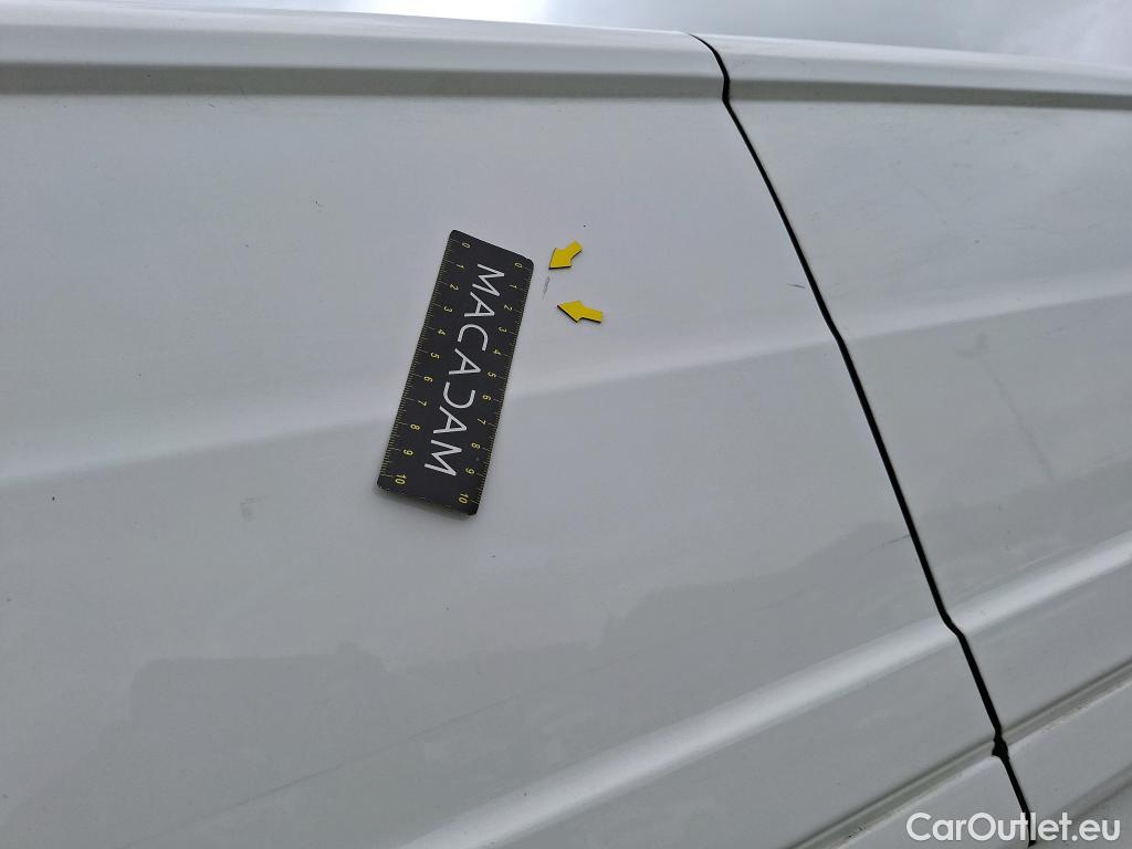  Volkswagen  Crafter  Fourgon Fourgon 30 mittlerer Radstand mit Hochdach FWD 2.0 #19