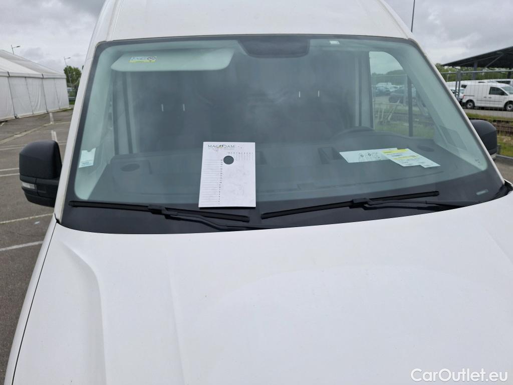  Volkswagen  Crafter  Fourgon Fourgon 30 mittlerer Radstand mit Hochdach FWD 2.0 #26
