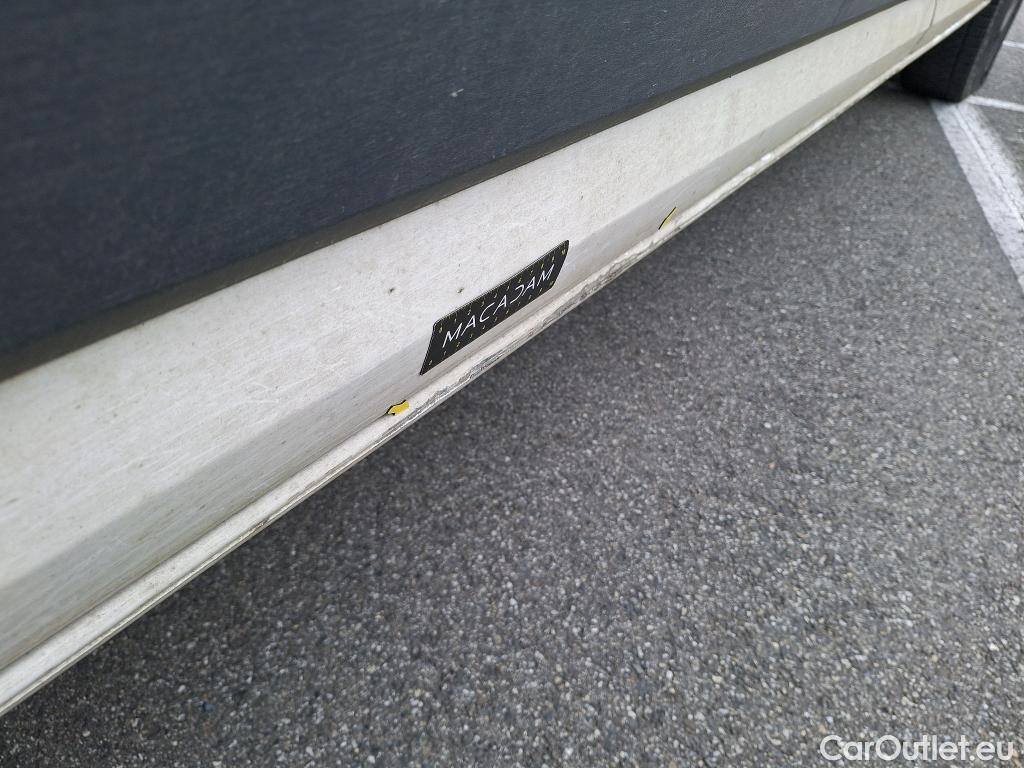  Volkswagen  Crafter  Fourgon Fourgon 30 mittlerer Radstand mit Hochdach FWD 2.0 #9
