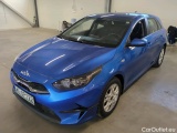  KIA  Cee'd KIA  1.5 T-GDI 160KM 6MT M 5d 