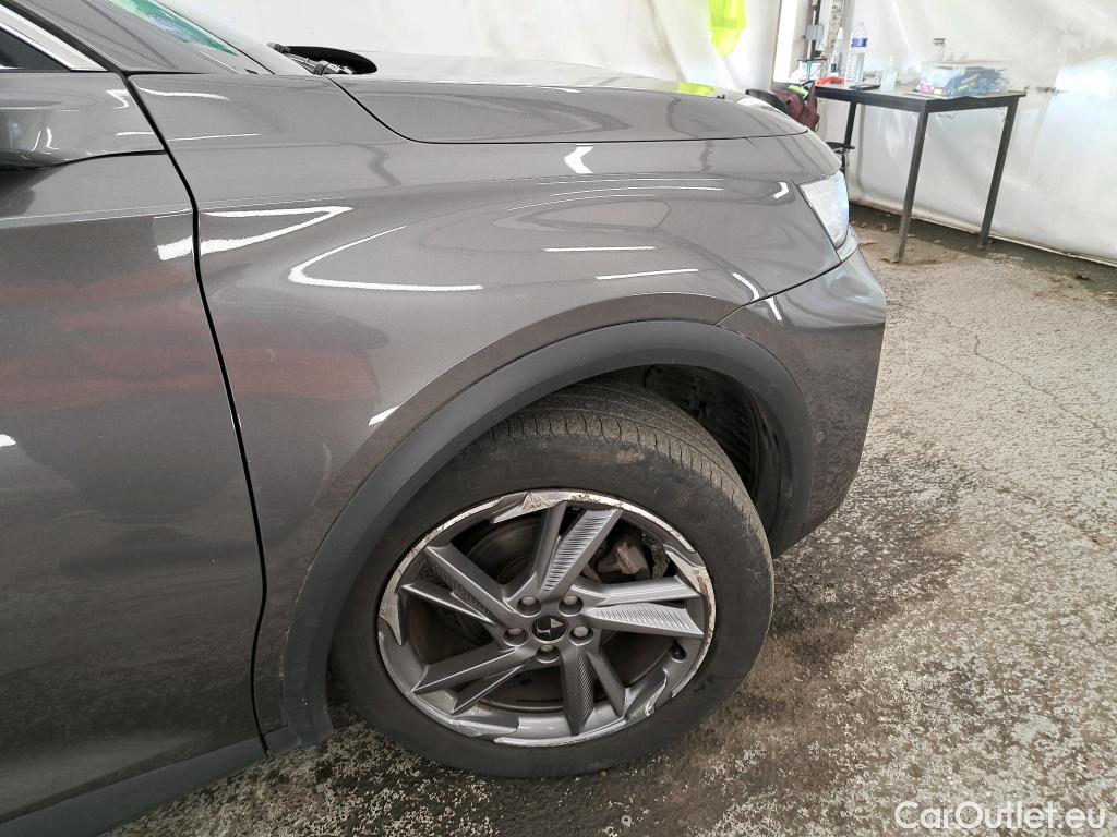  DS  DS7 DS DS 7 Crossback / 2017 / 5P / SUV PureTech 180 Automatique Grand Chic #4
