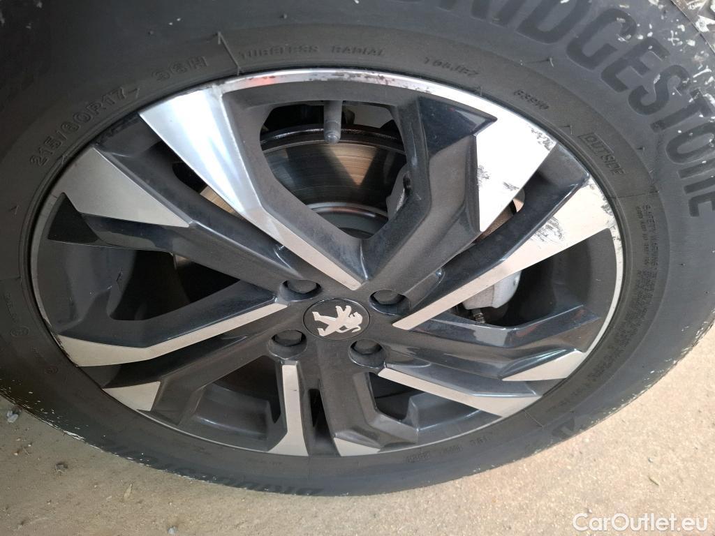  Peugeot  2008  Allure Business 1.5 HDi 130CV BVA8 E6d #13