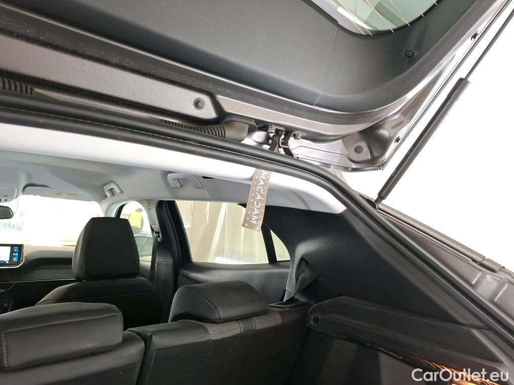  Peugeot  2008  Allure Business 1.5 HDi 130CV BVA8 E6d #15