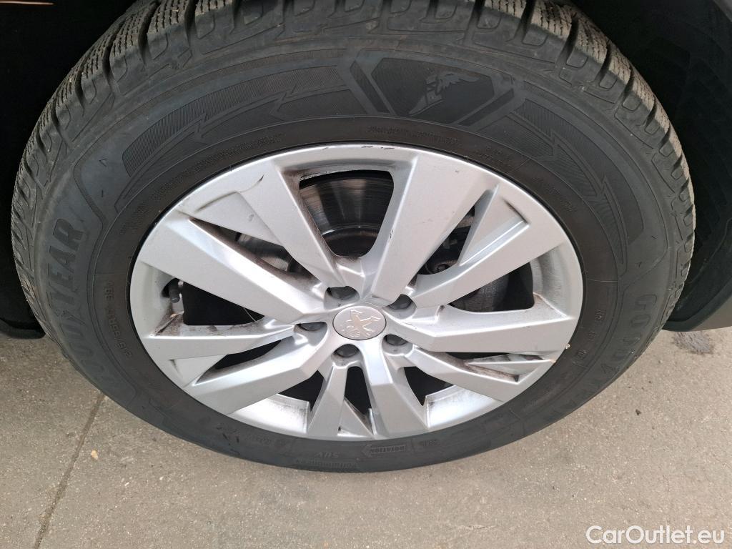  Peugeot  3008  Active Business 1.2 PureTech 130CV BVA8 E6d #21