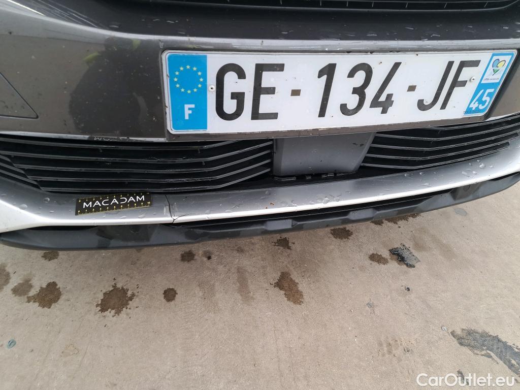 Peugeot  3008  Allure Pack 1.2 PureTech 130CV BVA8 E6d #9