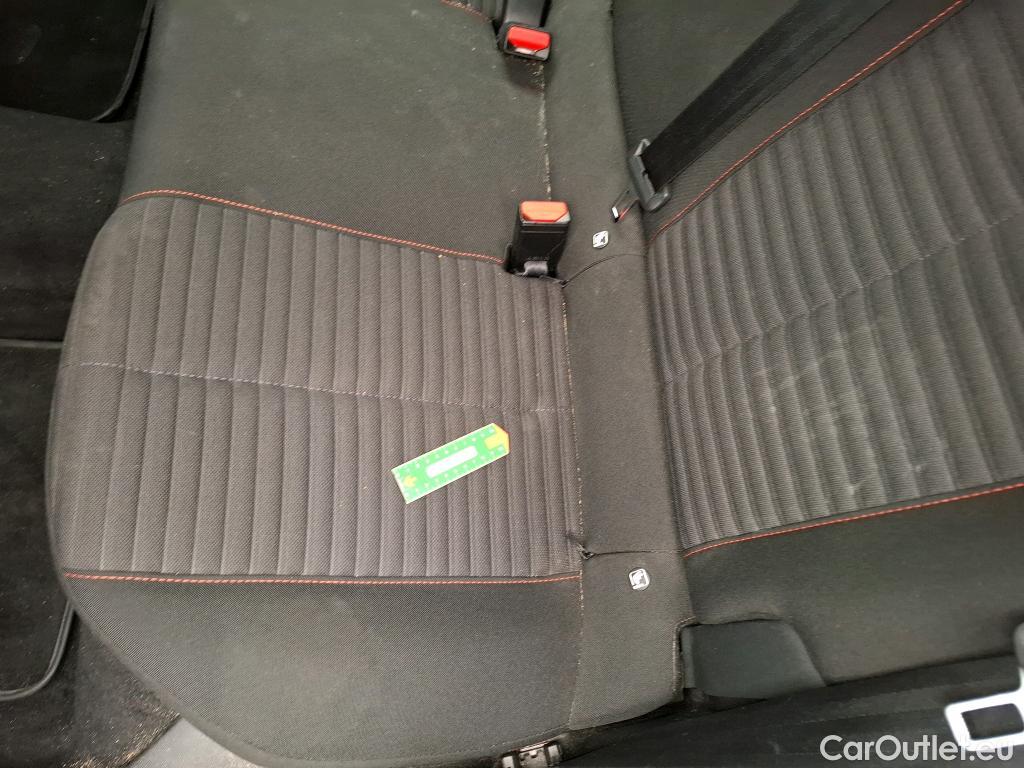  Peugeot  2008  Active Pack 1.2 PureTech 130CV BVA8 E6d #35