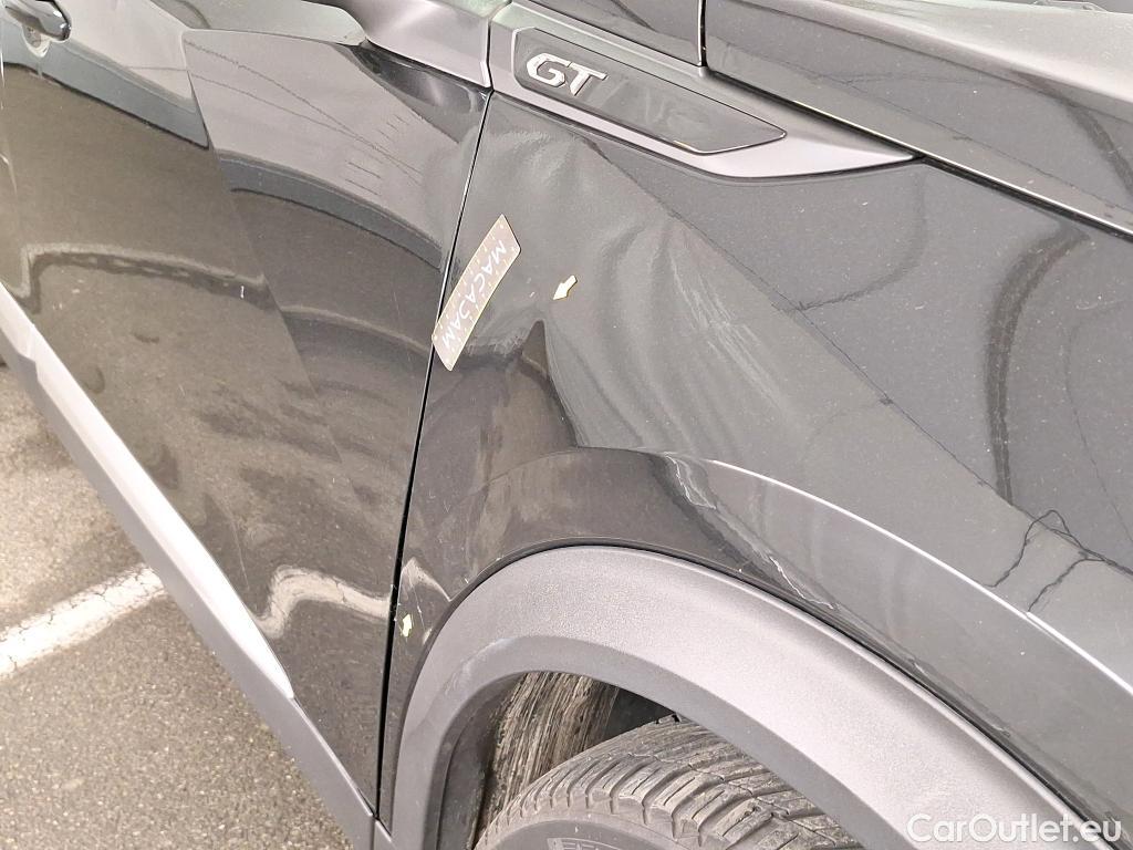  Peugeot  2008 PEUGEOT  / 2019 / 5P / Crossover 1.2 PT 155 S&S EAT8 GT #4