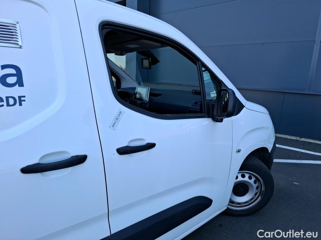  Citroen  Berlingo  Fourgon Driver M 1000 1.5 BlueHDi 100CV BVM5 E6dT #26