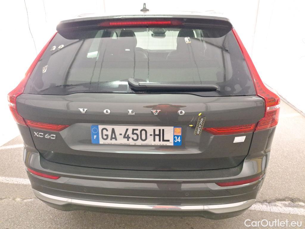  Volvo  XC60 VOLVO  / 2017 / 5P / SUV Recharge T6 340 Geartro Business Exe #4