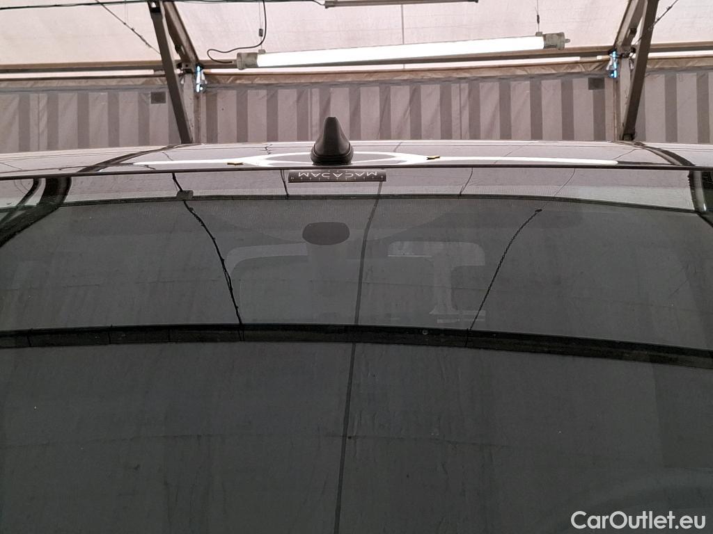  Toyota  Proace TOYOTA  4p Combi 1.5 D LONG 120 D-4D DYNAMIC #19