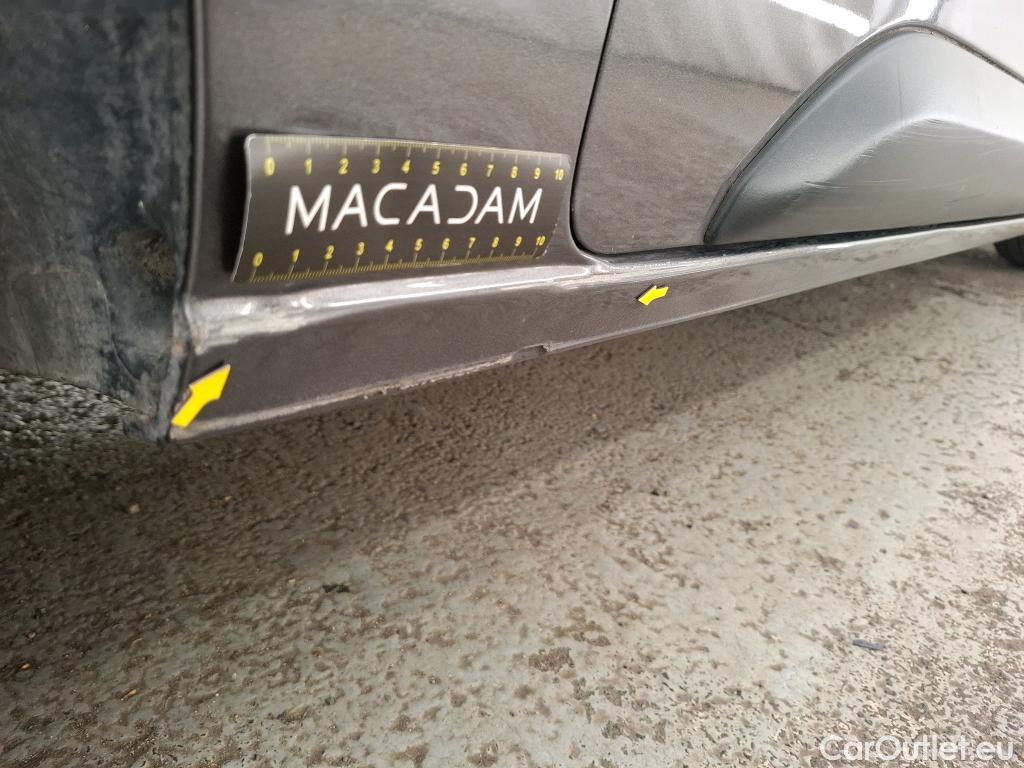  Toyota  Proace TOYOTA  4p Combi 1.5 D LONG 120 D-4D DYNAMIC #12