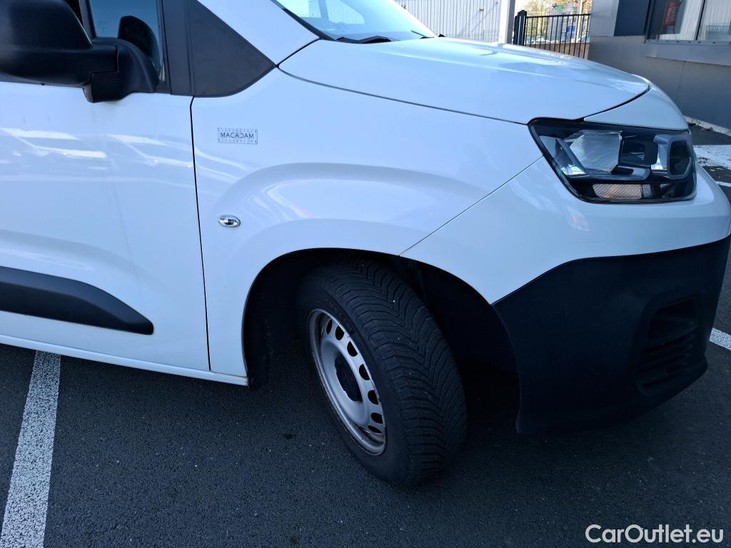 Citroen  Berlingo  Fourgon Driver M 1000 1.5 BlueHDi 100CV BVM5 E6dT #1