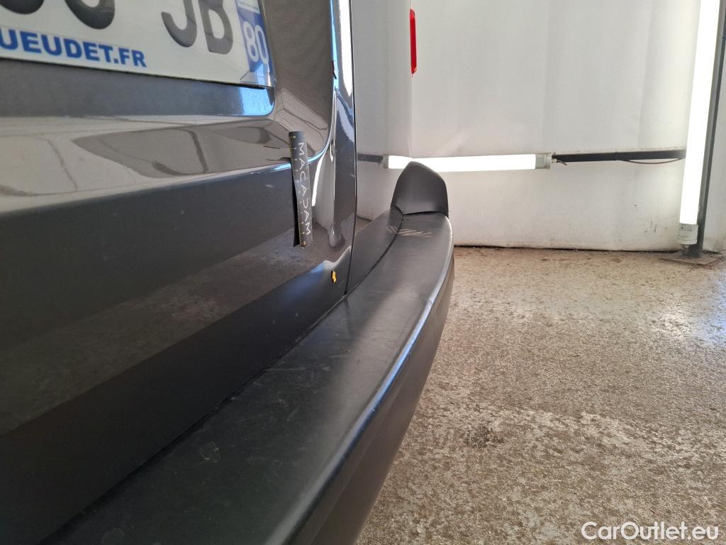  Toyota  Proace TOYOTA  4p Combi 1.5 D LONG 120 D-4D DYNAMIC #9
