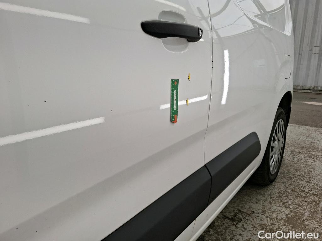  Toyota  Proace TOYOTA  City / 2019 / 4P / Fourgonnette 1.5 Medium 75 D-4D Business #9