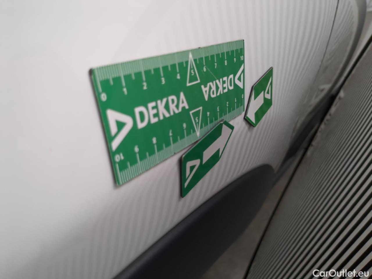  Citroen  C3  Société Feel Nav 1.2 PureTech 80CV BVM5 E6 #14