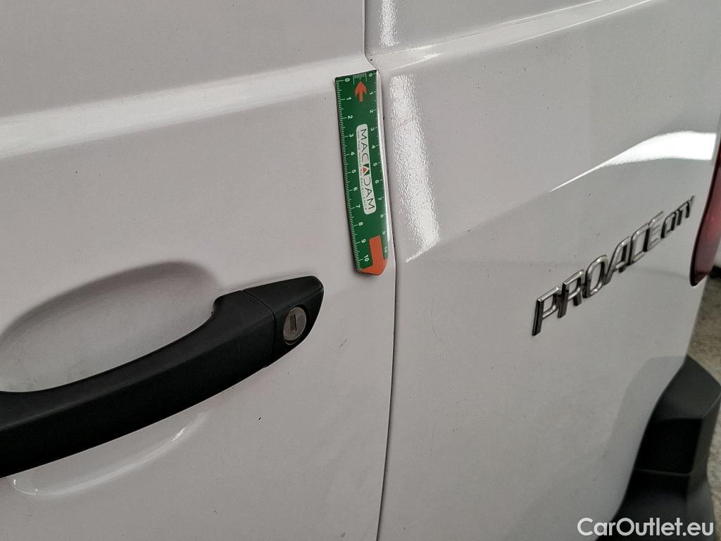  Toyota  Proace TOYOTA  City / 2019 / 4P / Fourgonnette 1.5 Medium 75 D-4D Business #5