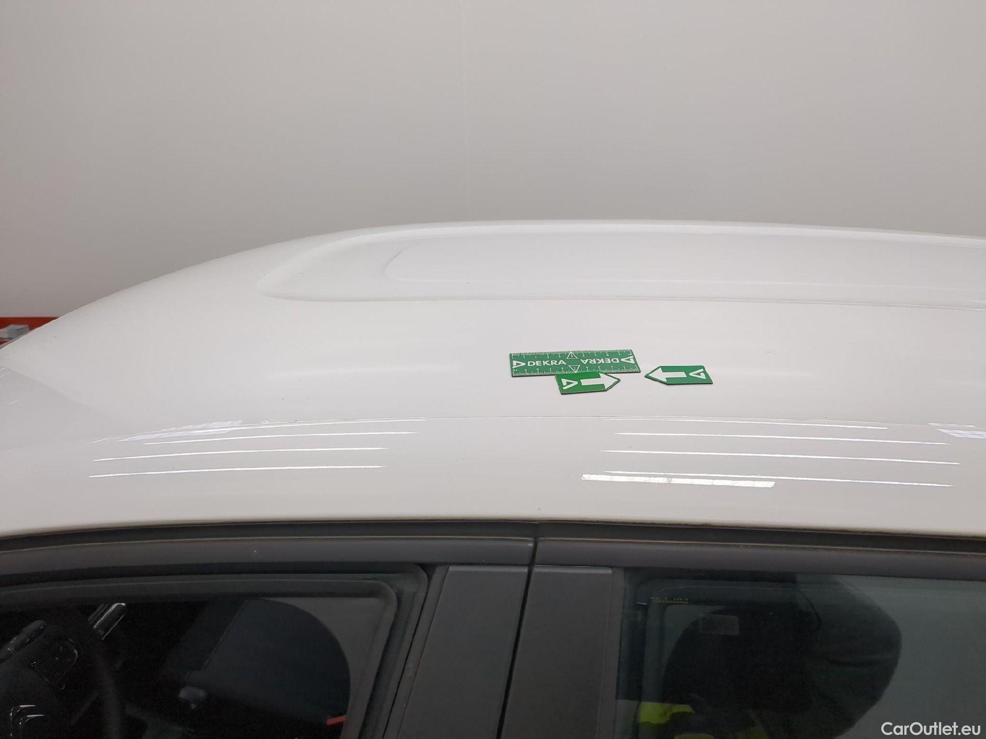  Citroen  C3  Société Feel Nav 1.2 PureTech 80CV BVM5 E6 #16