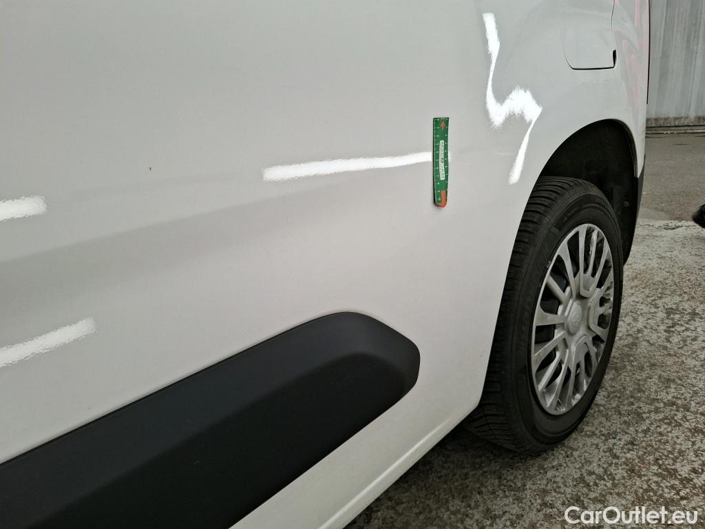  Toyota  Proace TOYOTA  City / 2019 / 4P / Fourgonnette 1.5 Medium 75 D-4D Business #1