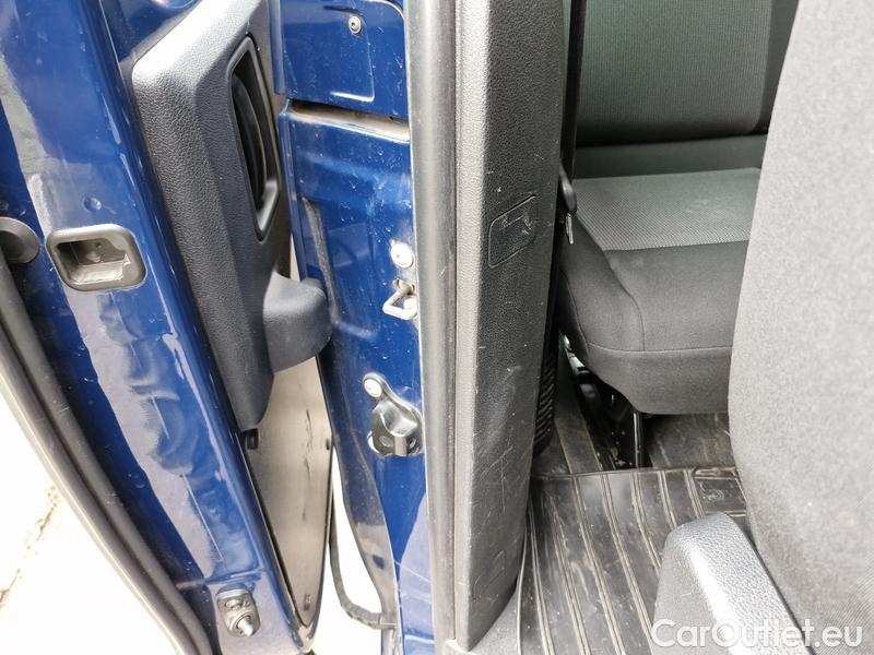  Peugeot  Expert  Traveller  (2016) Exp.Com.2.0BHDi 140 L3 4d #23
