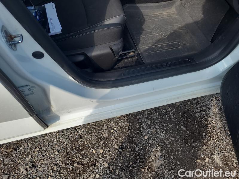  Renault  Megane  IV Estate  (2016)  GT 1.5dCi 115 Intens #3