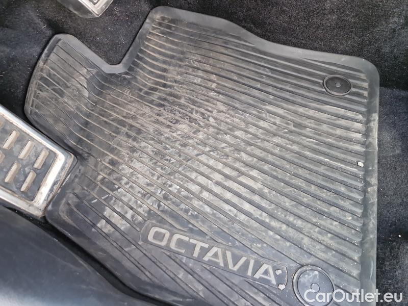  Skoda  Octavia  Combi (NX3)(2020) Oct.C. 2.0TDI 147 Scout 4x4 AT #5