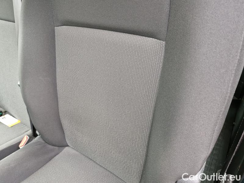  Peugeot  Expert  Traveller  (2016) Exp.Com.2.0BHDi 140 L3 4d #8