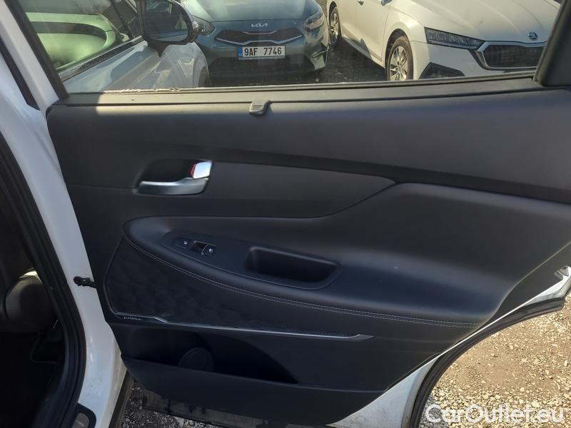  Hyundai  Santa Fe Santa  Fe (TM)(2020)  2.2CRDi Style 4x4 AT #9