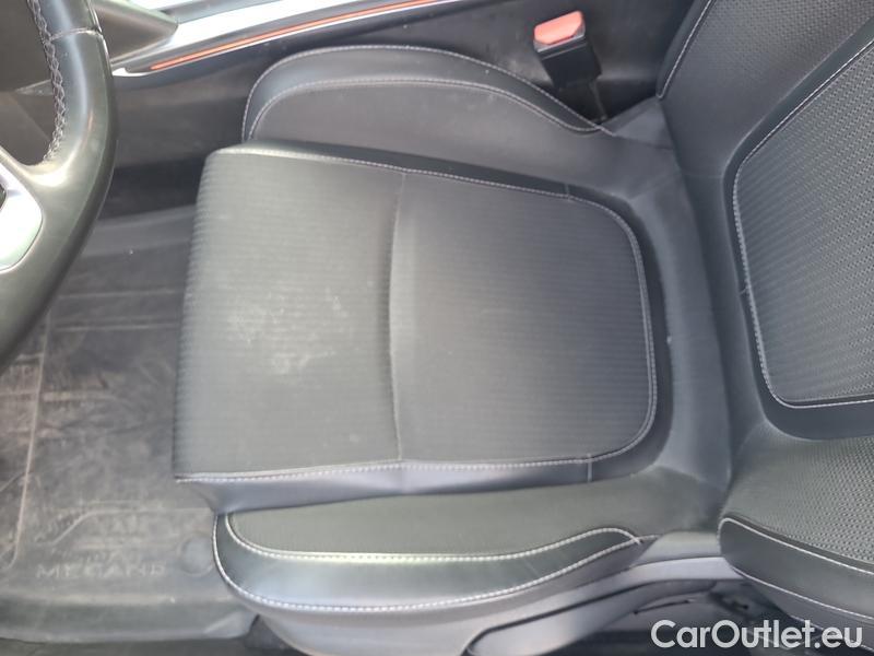  Renault  Megane  IV Estate  (2016)  GT 1.5dCi 115 Intens #11