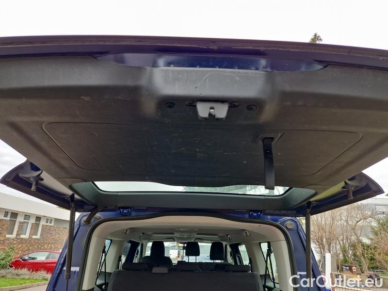  Peugeot  Expert  Traveller  (2016) Exp.Com.2.0BHDi 140 L3 4d #15