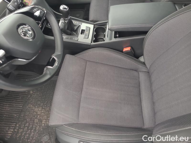  Skoda  Superb  Combi (3V5)(2015) Sup.C.FL2.0TDI 110 Style #14