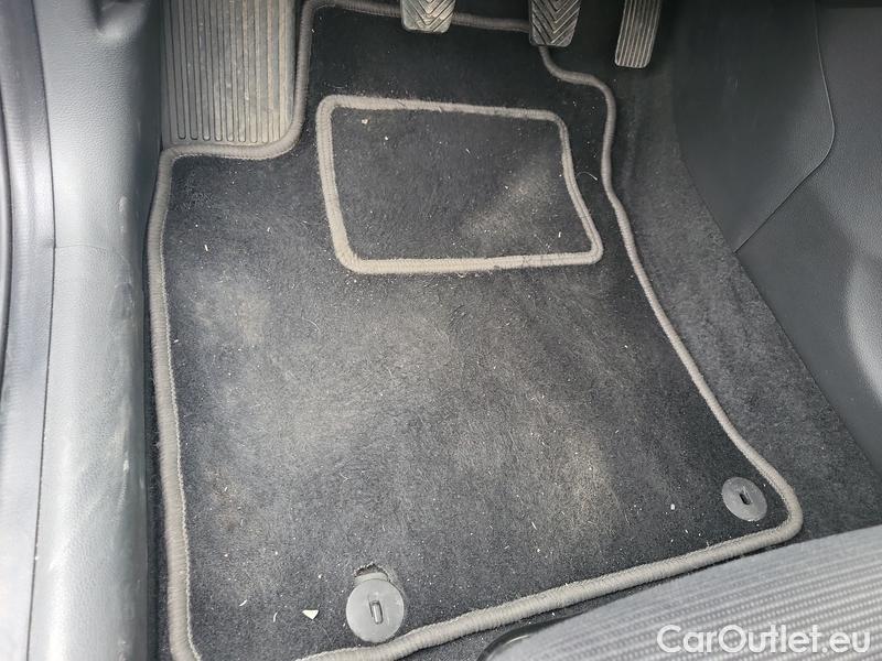 Hyundai  i30  Fastback (2018 ->)  FB 1.0TGDI 88 Fam.Comfort #5